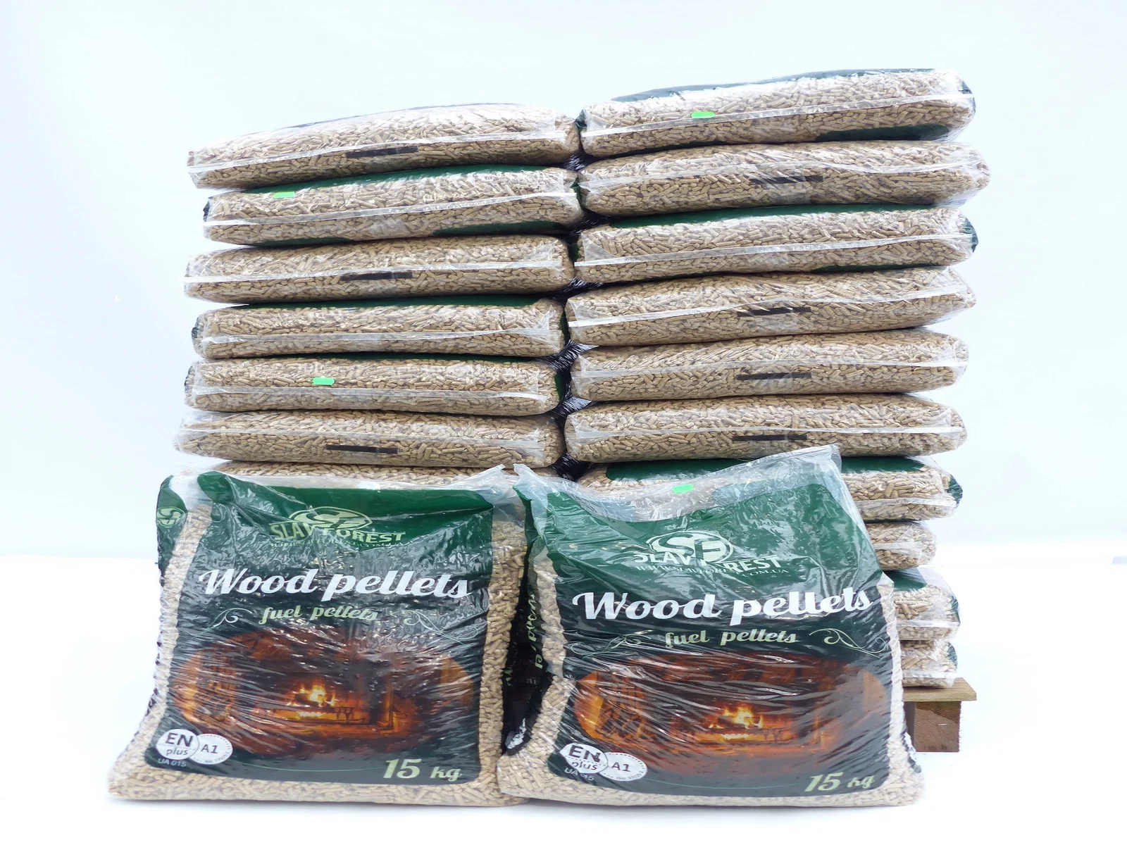 6ae0dfd53083074f5307e5091cd87ff0.webp Premium Holzpellets ENplus A1 300 kg (20 x 15 kg) – Bild 1